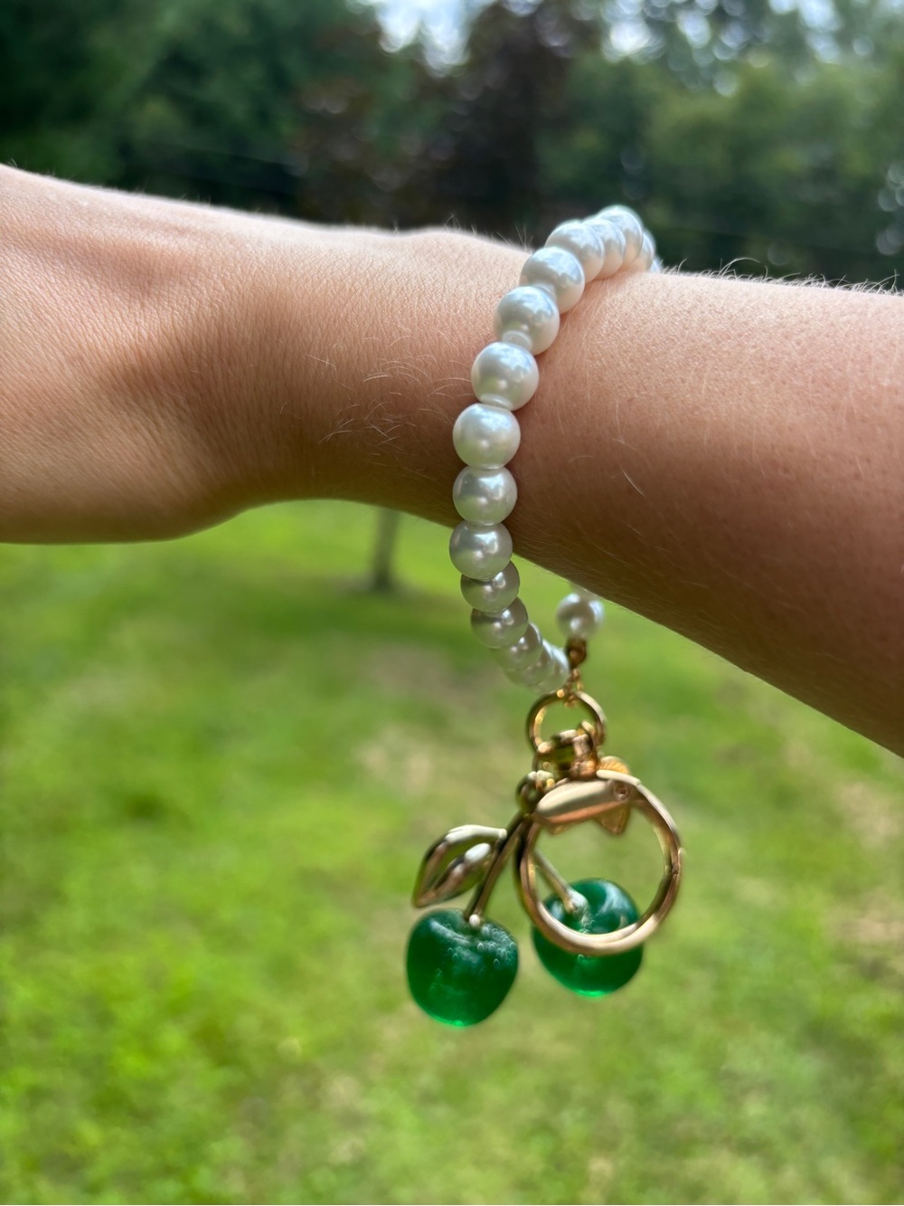Pearl Beaded Wristlet Keychain with Green Glitter Cherry Charm - Picture 9 of 10